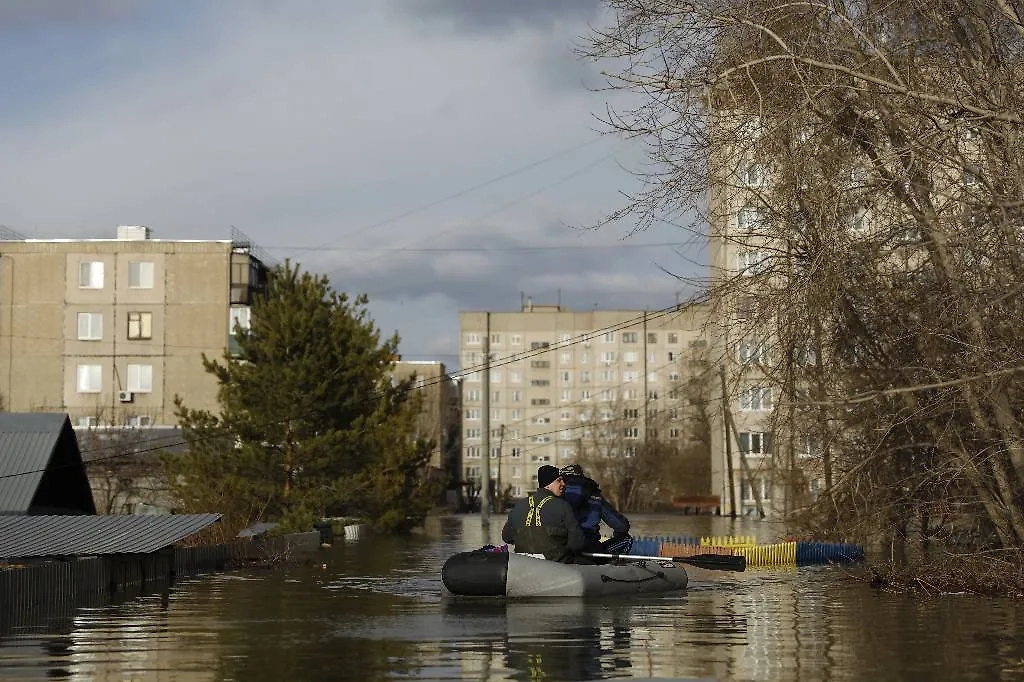 Обстановка в Оренбургской области. Обложка © Life.ru / Андрей Тишин