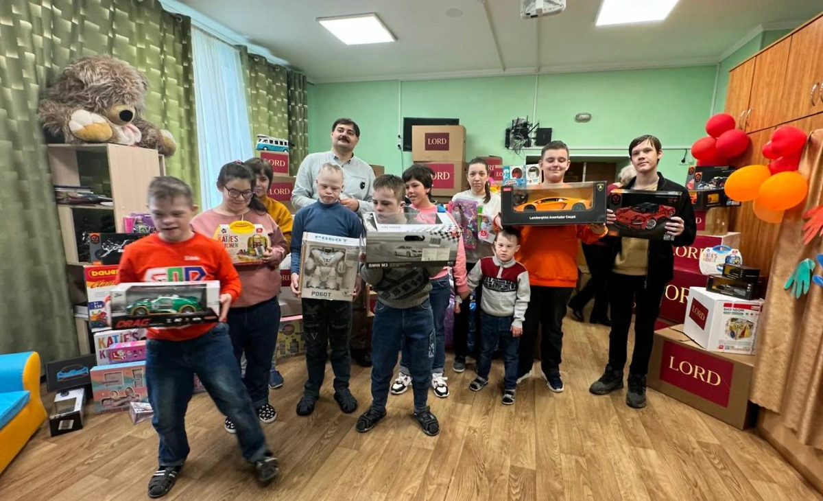 На благотворительность было потрачено более 10 млн рублей. Фото предоставлено Life.ru представителями Лорда