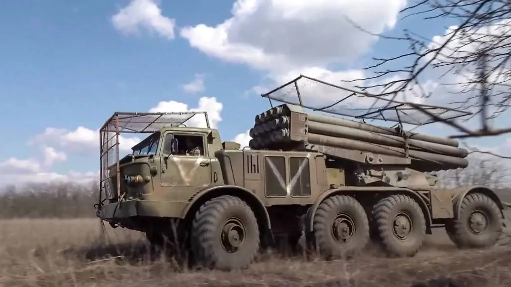 ВС РФ отбили четыре атаки ВСУ под Часовым Яром. Обложка © Пресс-служба Минобороны РФ / ТАСС