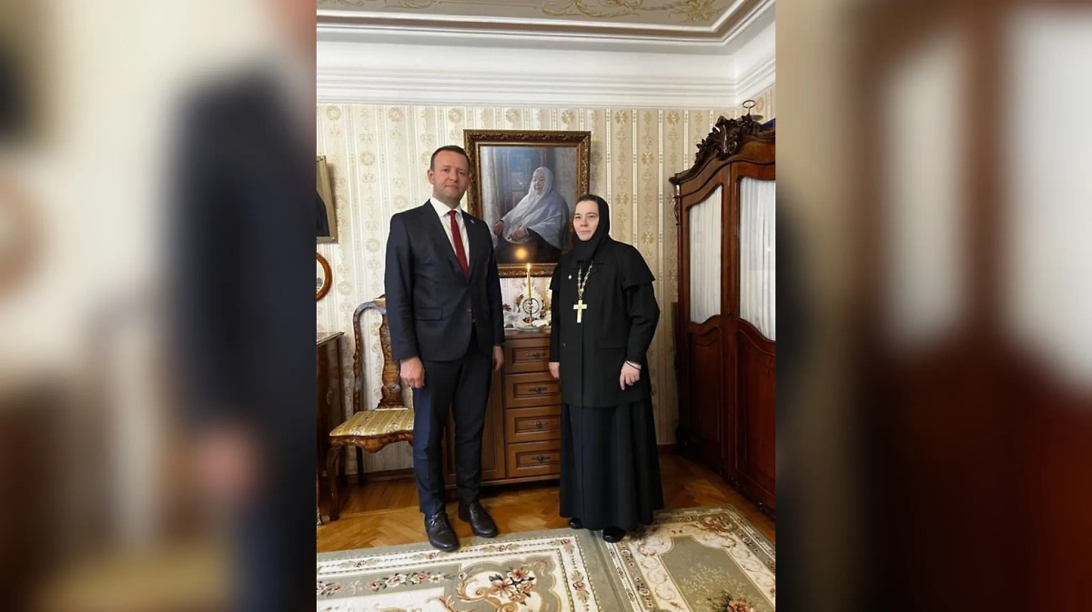 Ляэнеметс в монастыре. Фото © Facebook (признан экстремистской организацией и запрещён на территории Российской Федерации) / Siseministeerium