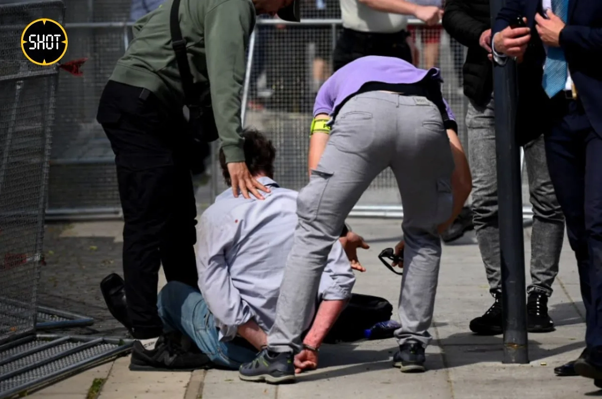 Полиция задержала подозреваемого в покушении. Мужчине 71 год, он писатель из Левице. Фото © Telegram / SHOT