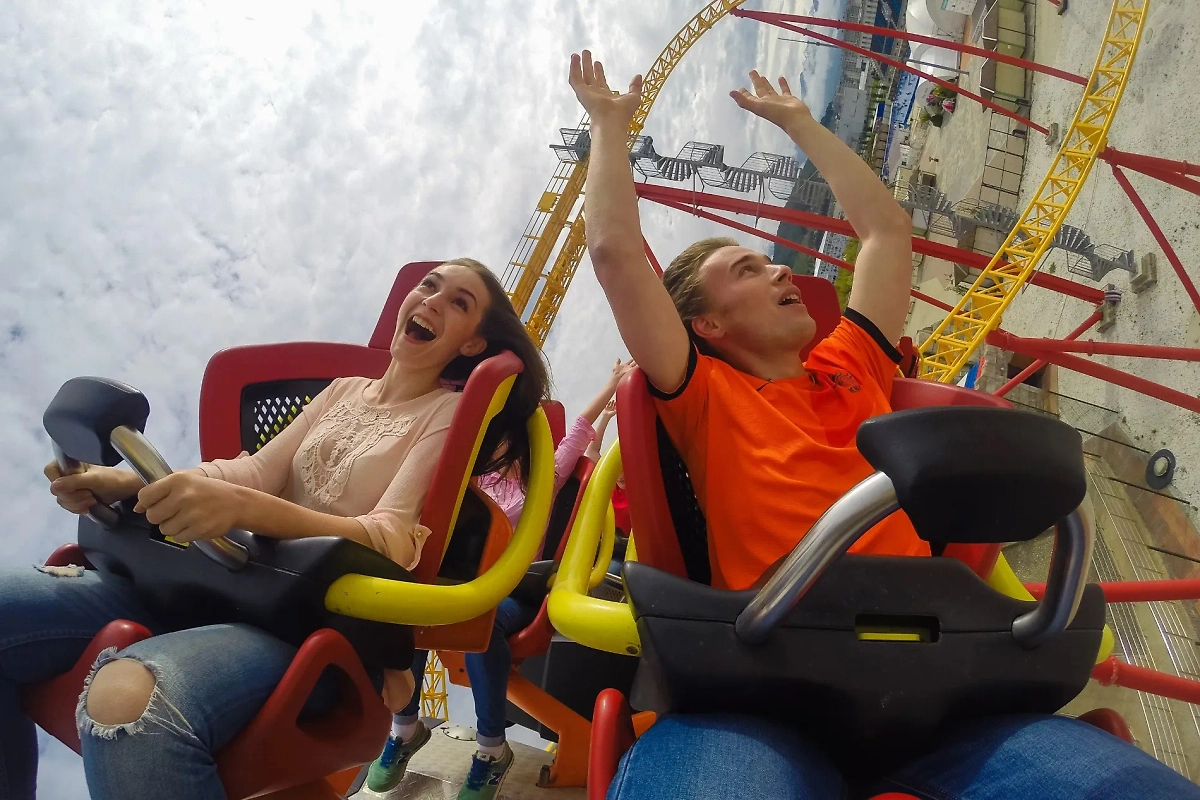 Ключевая черта характера человека, привлекающая мужчин, — активность и желание отправиться с мужчиной на свидание в любом формате. Фото © Shutterstock / FOTODOM