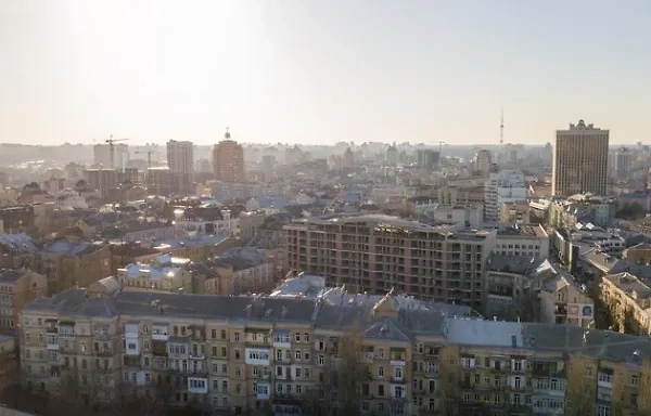 Украину ждёт дефолт. Обложка © freepik / Yaroslav_Danylchenko