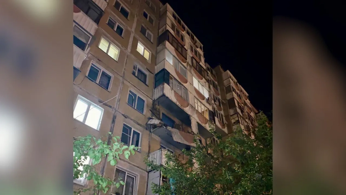 Повреждения в Белгороде после обстрела ВСУ вечером 25 мая. Обложка © Telegram / v_v_demidov