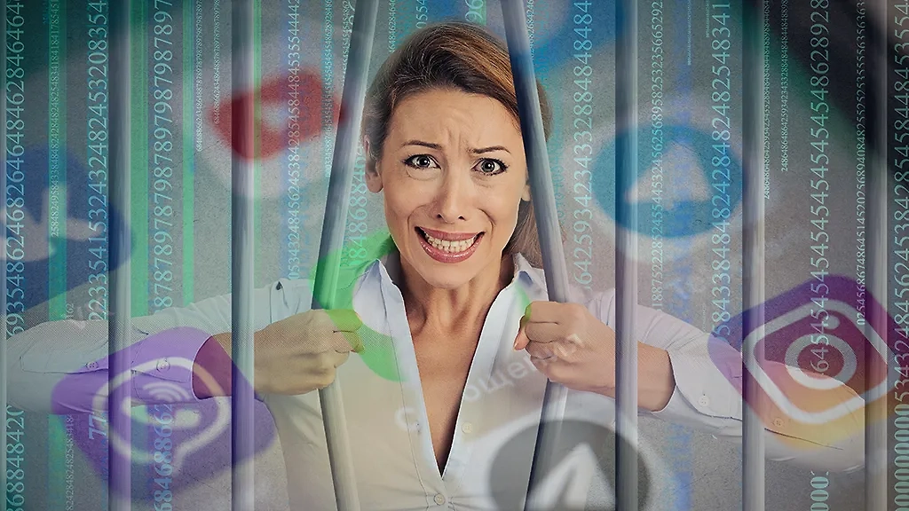 Какие запретные темы лучше не обсуждать в Интернете, чтобы не попасть в тюрьму? Обложка © Shutterstock / FOTODOM / ESB Professional , © ТАСС / Евгений Разумный