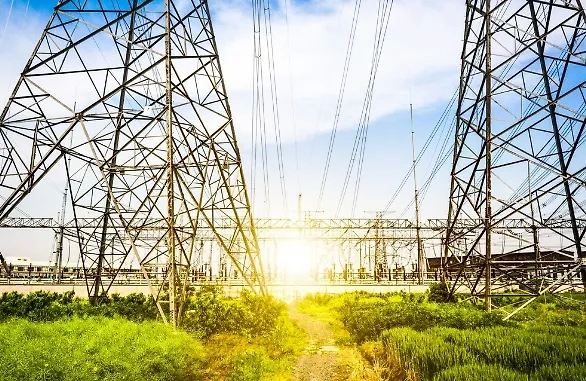 Украина не сможет восстановить работу всех объектов энергетики до зимы. Обложка © freepik / evening_tao