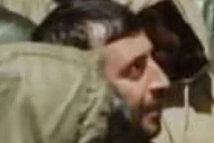 Похожий на Владимира Зеленского боец иранского спецназа. Обложка © Telegram / Политика Страны