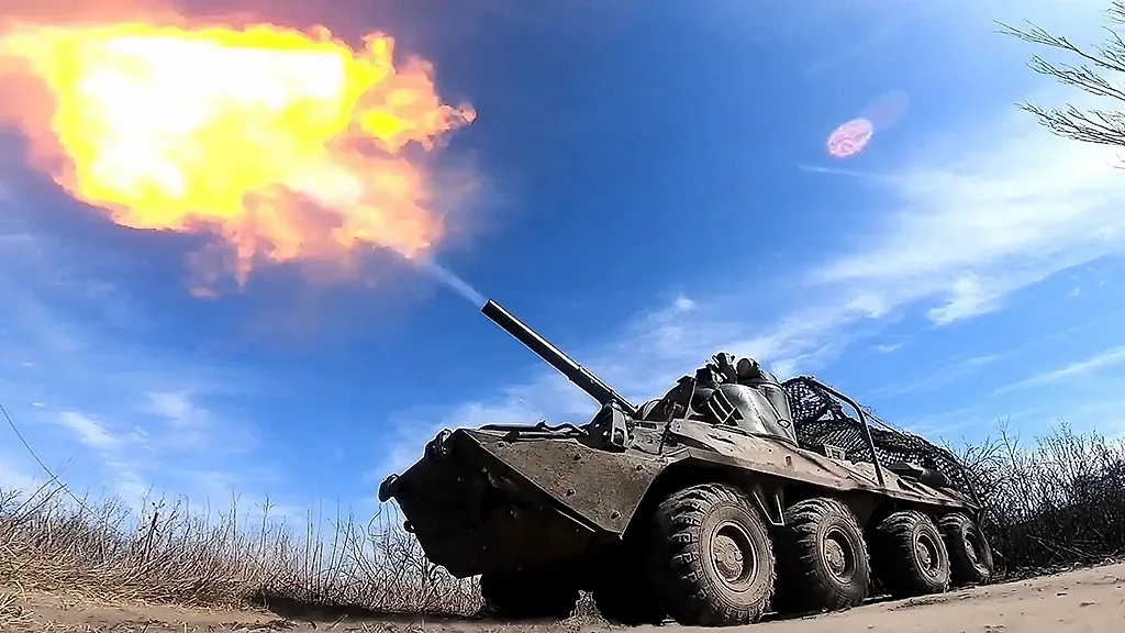 Боевая работа артиллерийского расчёта "Нона-СВК". Обложка © ТАСС / Пресс-служба Минобороны РФ