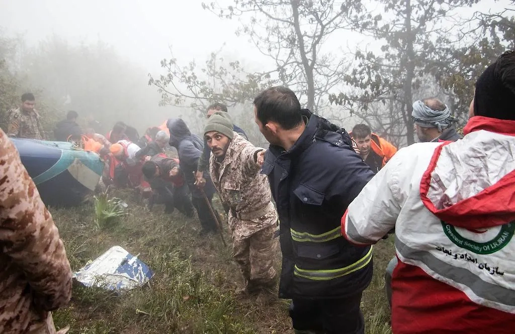 Место крушения вертолёта президента Ирана Эбрахима Раиси. Фото © ТАСС / AP / Azin Haghighi