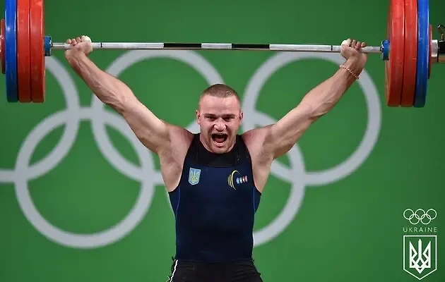 Двукратный чемпион Европы украинский тяжелоатлет Александр Пелешенко погиб, сражаясь в зоне СВО против ВС РФ. Обложка © zn.ua