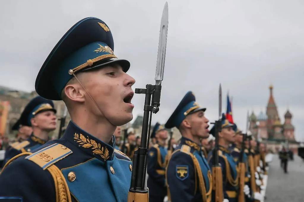 Обложка © ТАСС / Сергей Савостьянов