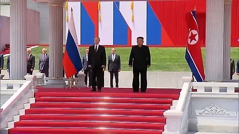 Встреча Владимира Путина и Ким Чен Ына в Пхеньяне. Обложка © Telegram / Кремль. Новости