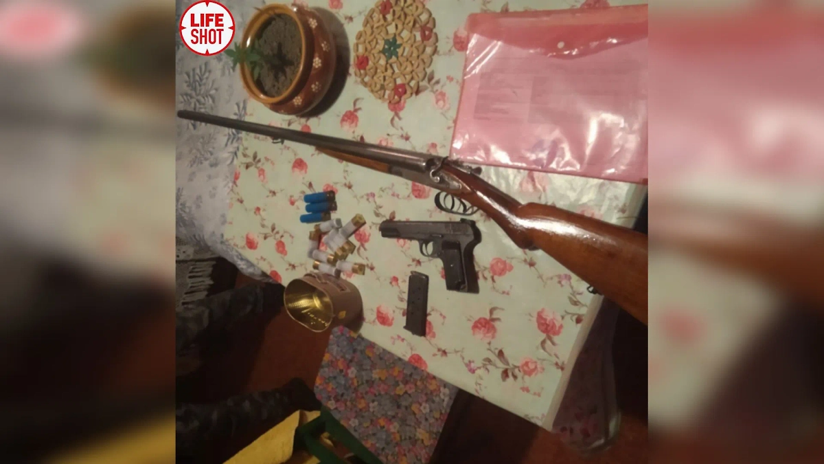 Результаты обыска подельников Шишкана. Фото © Telegram / SHOT