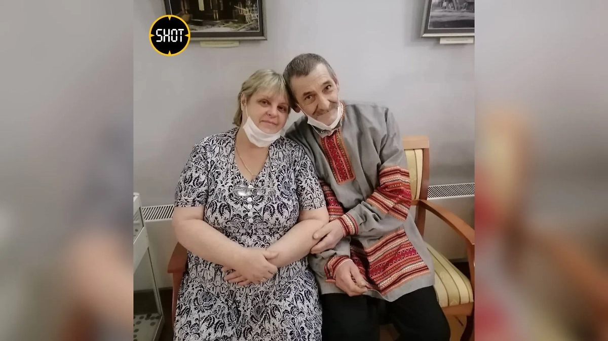 Игорь Перевалов вместе со своей женой. Фото © Telegram / SHOT