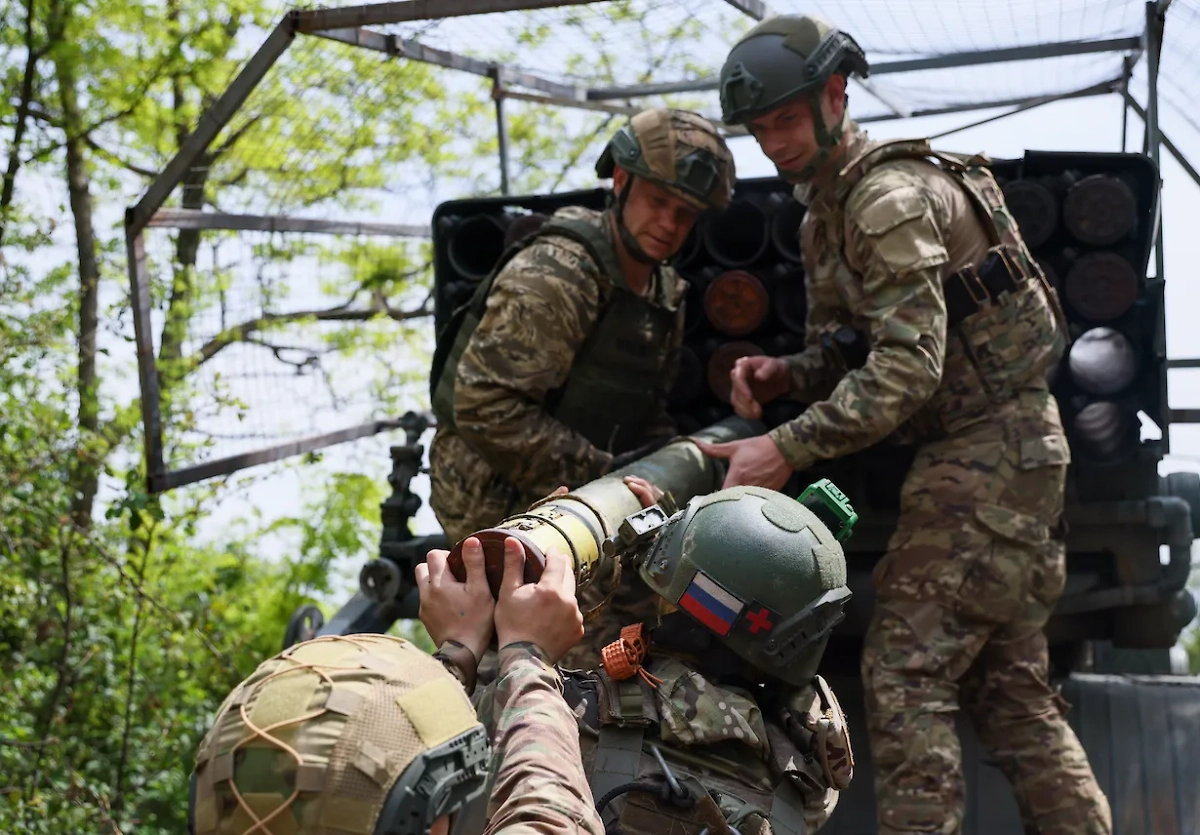Российские военные в зоне СВО. Обложка © ТАСС / Александр Река