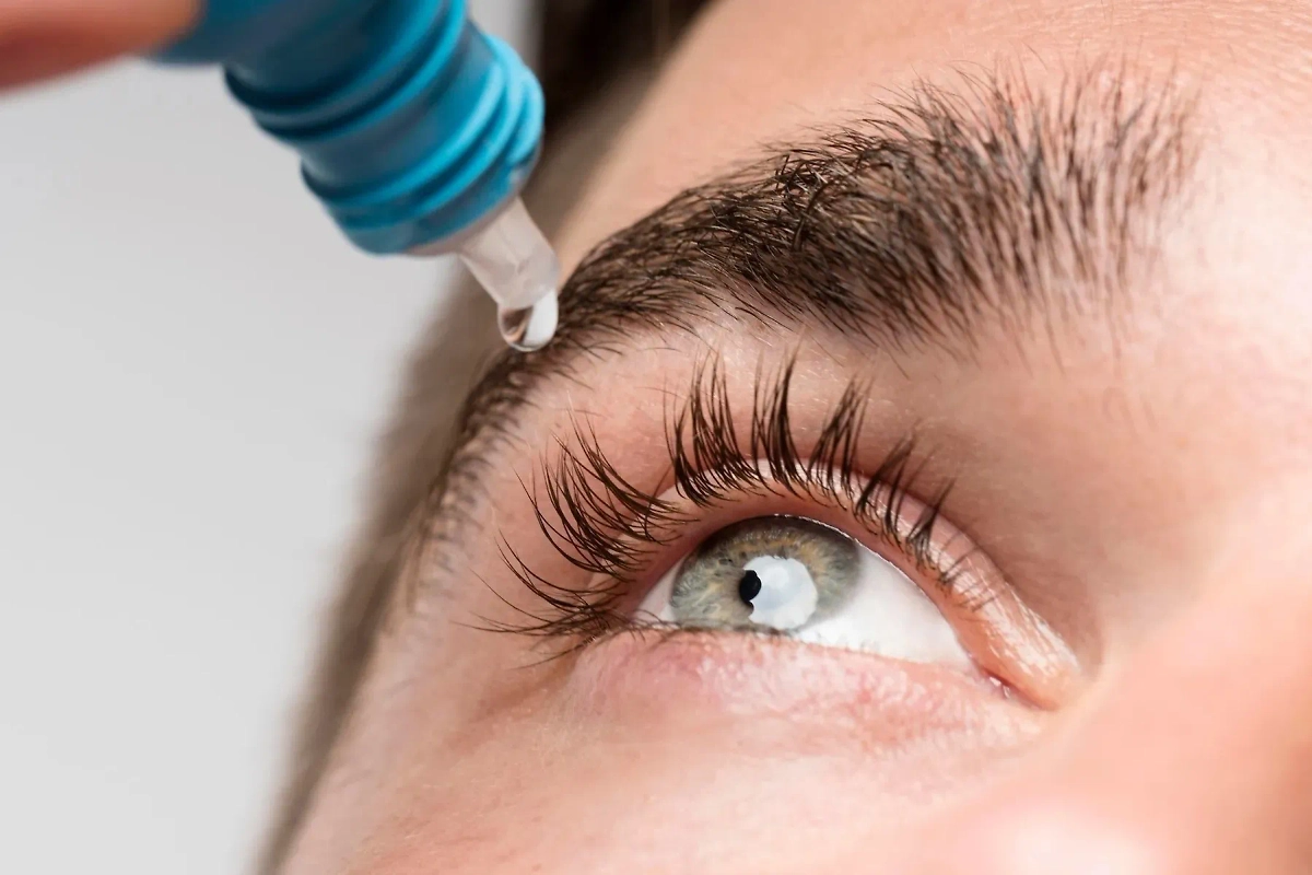 Лечение глаукомы направлено на снижение внутриглазного давления, чтобы предотвратить дальнейшее повреждение зрительного нерва. Фото © Freepik