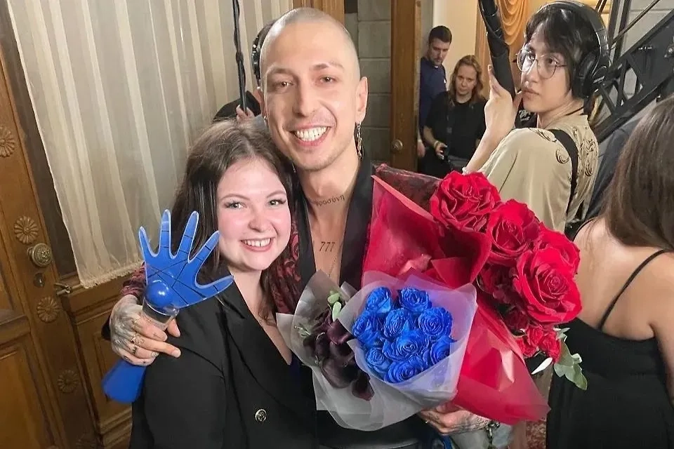 Артём Краснов стал победителем "Битвы экстрасенсов" 2024. Фото © VK / "Экстра новости"