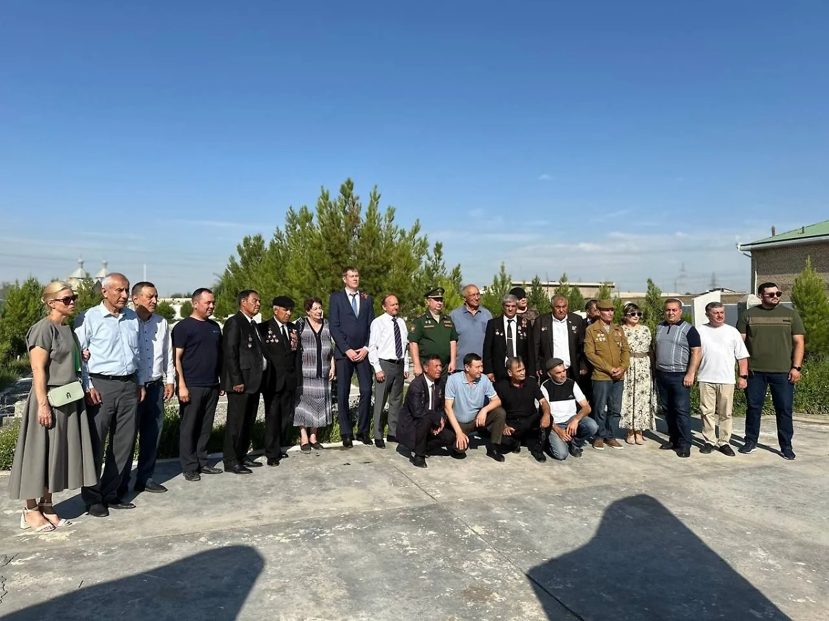 Акция "Свеча Памяти" в Туркменистане. Фото © Telegram / Посольство России в Туркменистане