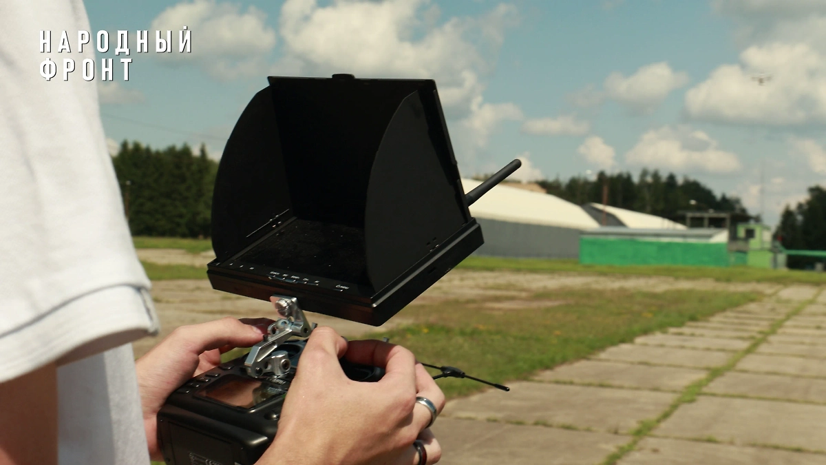 "Кулибин-клуб" провёл испытания дронов – аналогов международных брендов. Фото © Предоставлено Life.ru