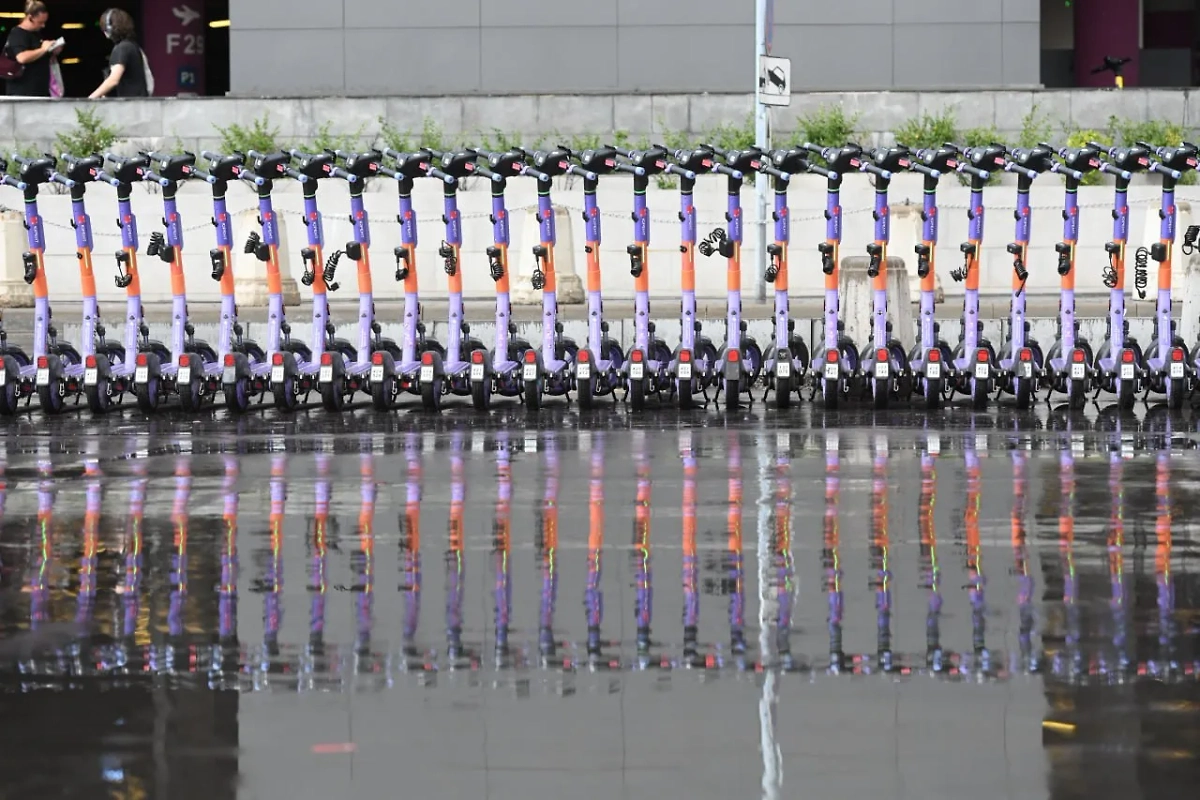 Электросамокаты. Обложка © Life.ru