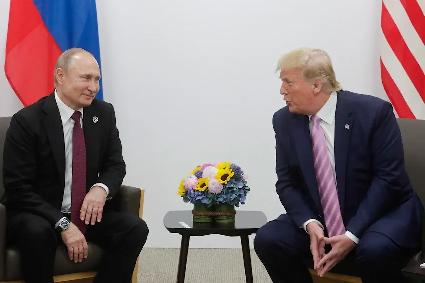 Президент РФ Владимир Путин и Дональд Трамп. Обложка © ТАСС / Михаил Метцель