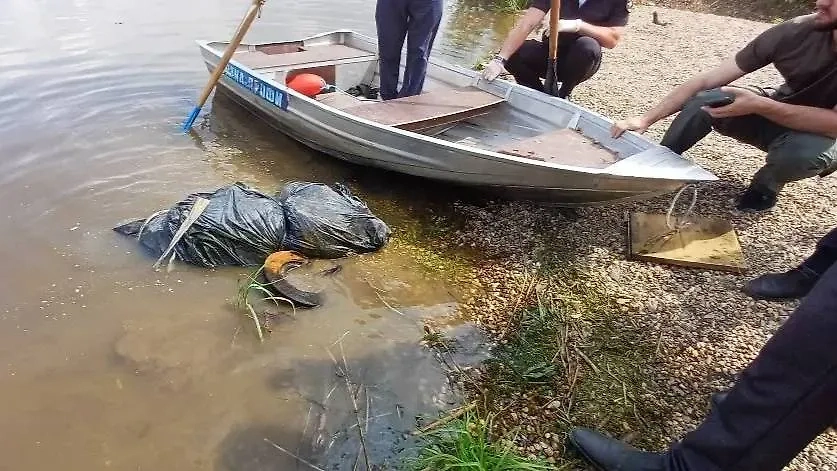 Тело женщины со множественными травмами головы нашли в реке Урал в Магнитогорске. Обложка © Telegram / СУ СК России по Челябинской области