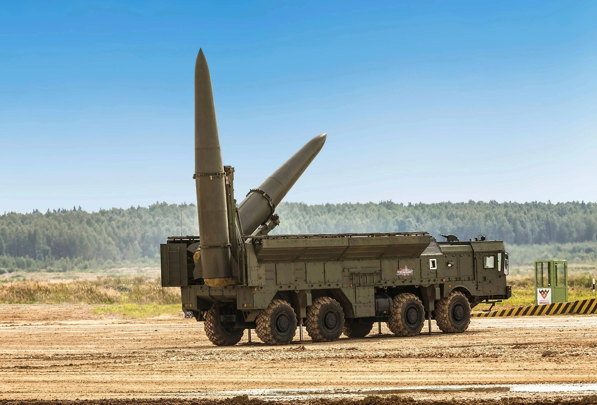Оперативно-тактический ракетный комплекс "Искандер". Обложка © Shutterstock / FOTODOM / volkova natalia