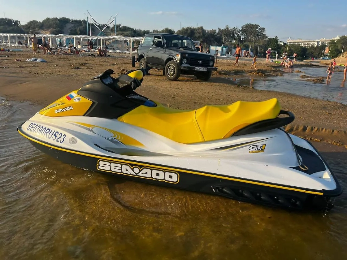 Гидроцикл, на котором в Анапе сбили девочку. Обложка © Telegram / Западное межрегиональное следственное управление на транспорте СК России