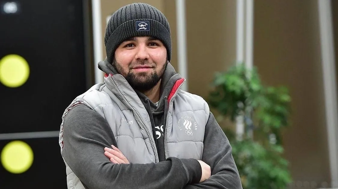 Алишери Исматзода. Обложка © VK / wrestrus_ru