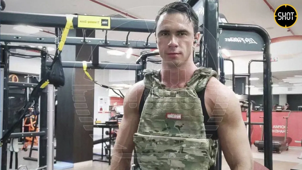 Тот самый бортпроводник из рилсов. Фото © SHOT