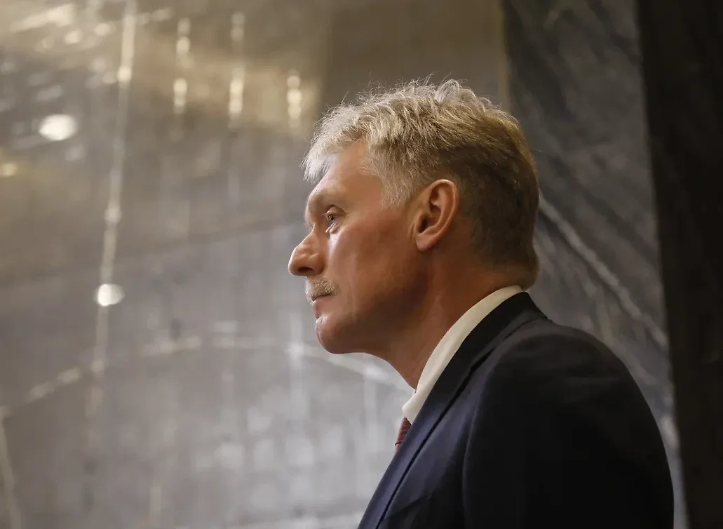 Дмитрий Песков. Обложка © Life.ru / Павел Баранов