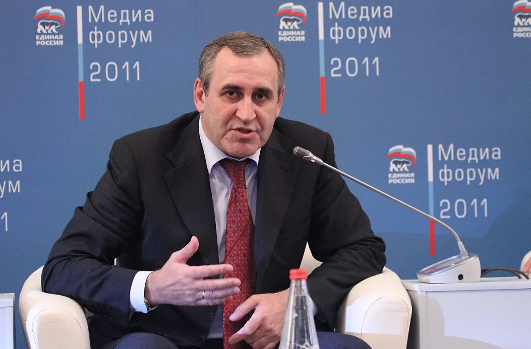 Сергей Неверов. Обложка © wikipedia.org