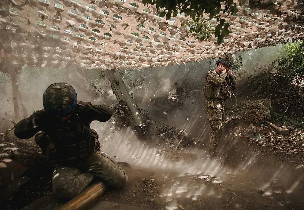 Командиры ВСУ не говорят новобранцам, что будут их сразу бросать на штурмы. Обложка © Telegram / Zelenskiy / Official