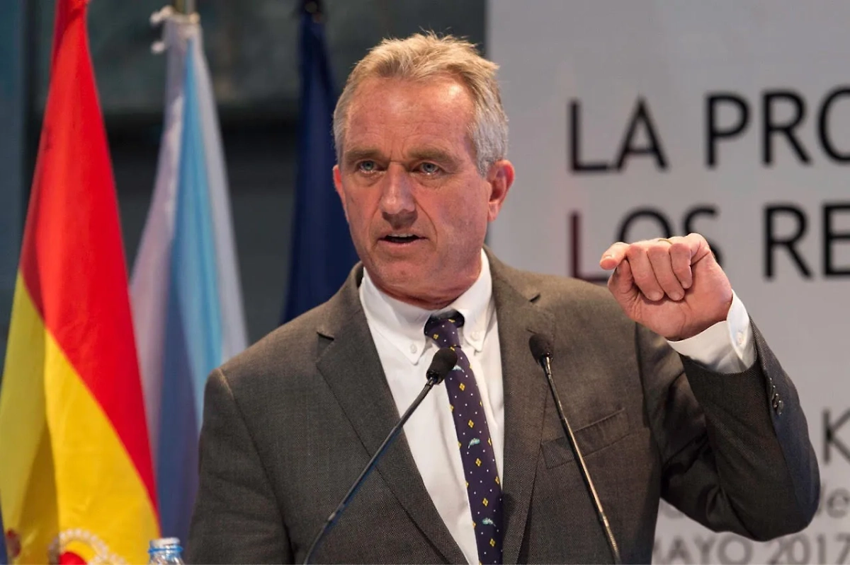 Роберт Кеннеди – младший. Фото © Wikipedia / Maxlovestoswim