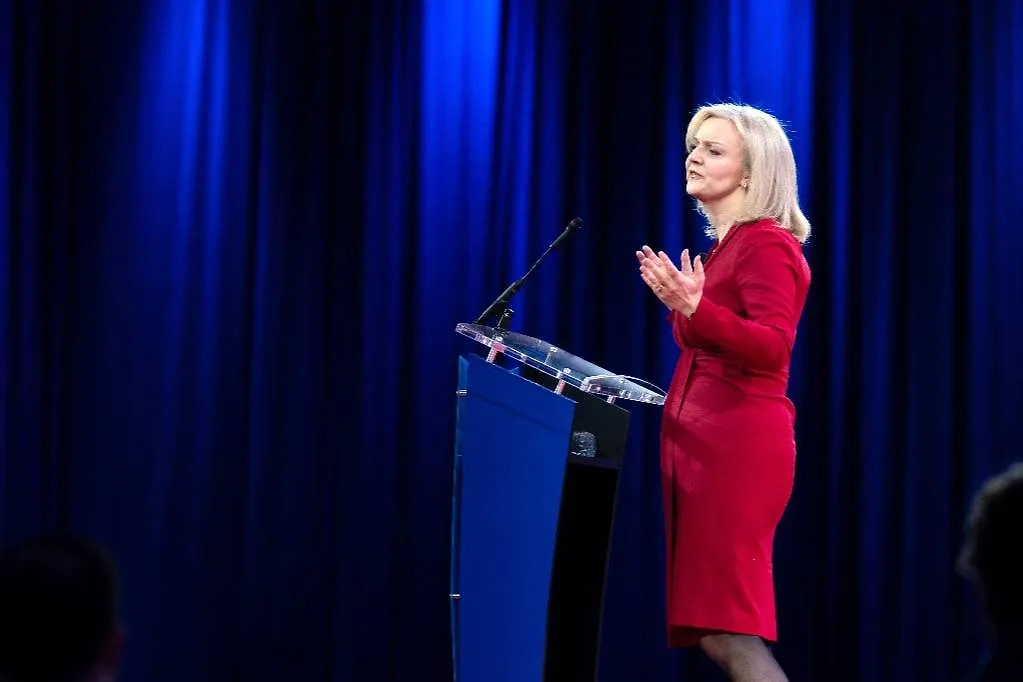 Лиз Трасс. Обложка © ТАСС / AP / Jose Luis Magana