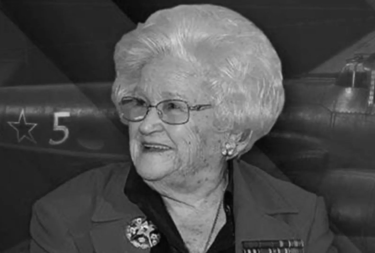 Галина Брок-Бельцова. Обложка © Союз женщин лётных специальностей