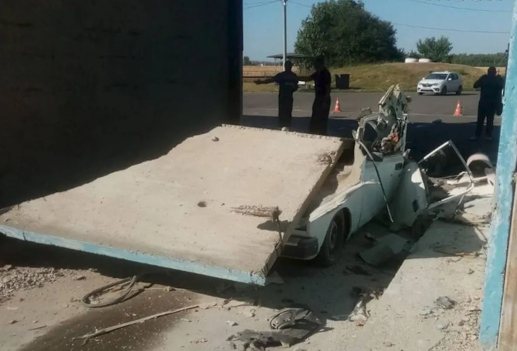 То, что осталось от машины. Фото © Telegram / Mash