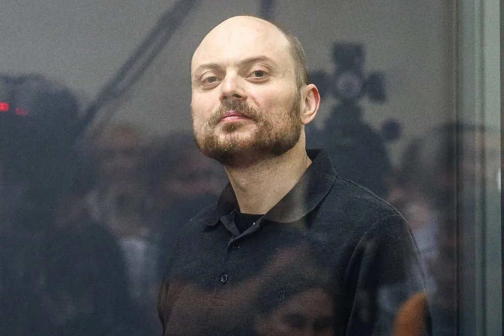 Осуждённый журналист Владимир Кара-Мурза (включен Минюстом в реестр физлиц-иноагентов). Обложка © Максим Григорьев/ТАСС