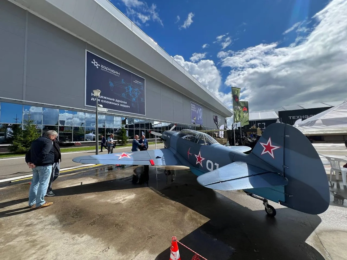 Экспонаты форума "Армия-2024". Фото © Life.ru / Павел Баранов