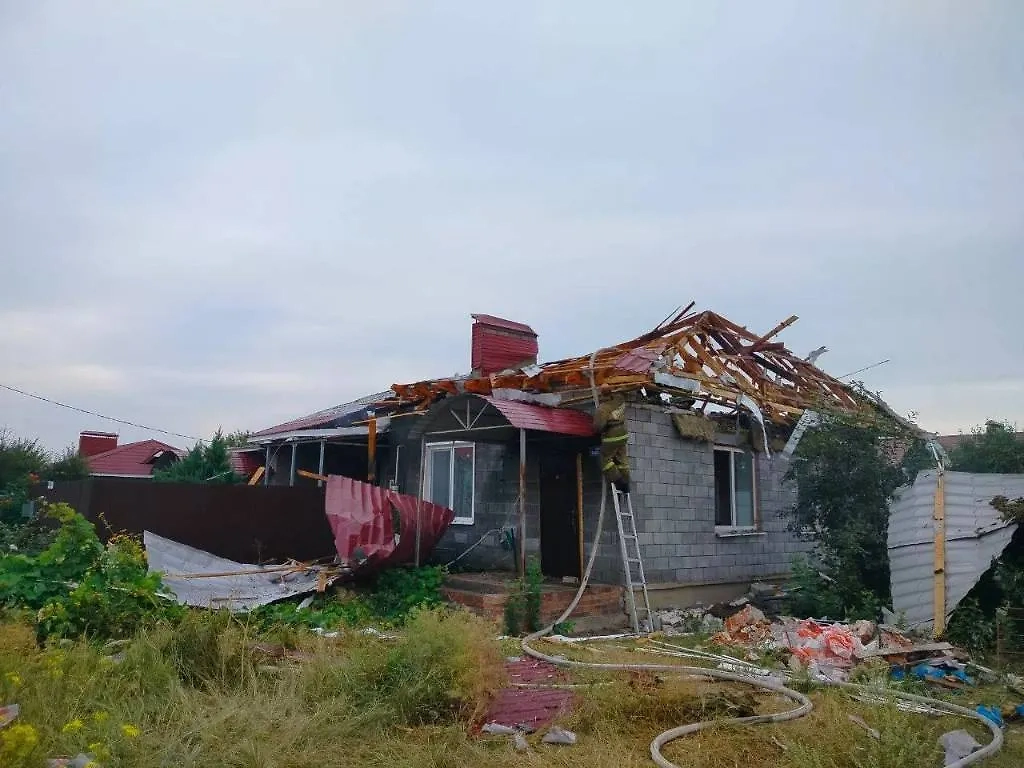 Последствия обстрела Белгородской области Вооружёнными силами Украины. Обложка © Telegram / Настоящий Гладков