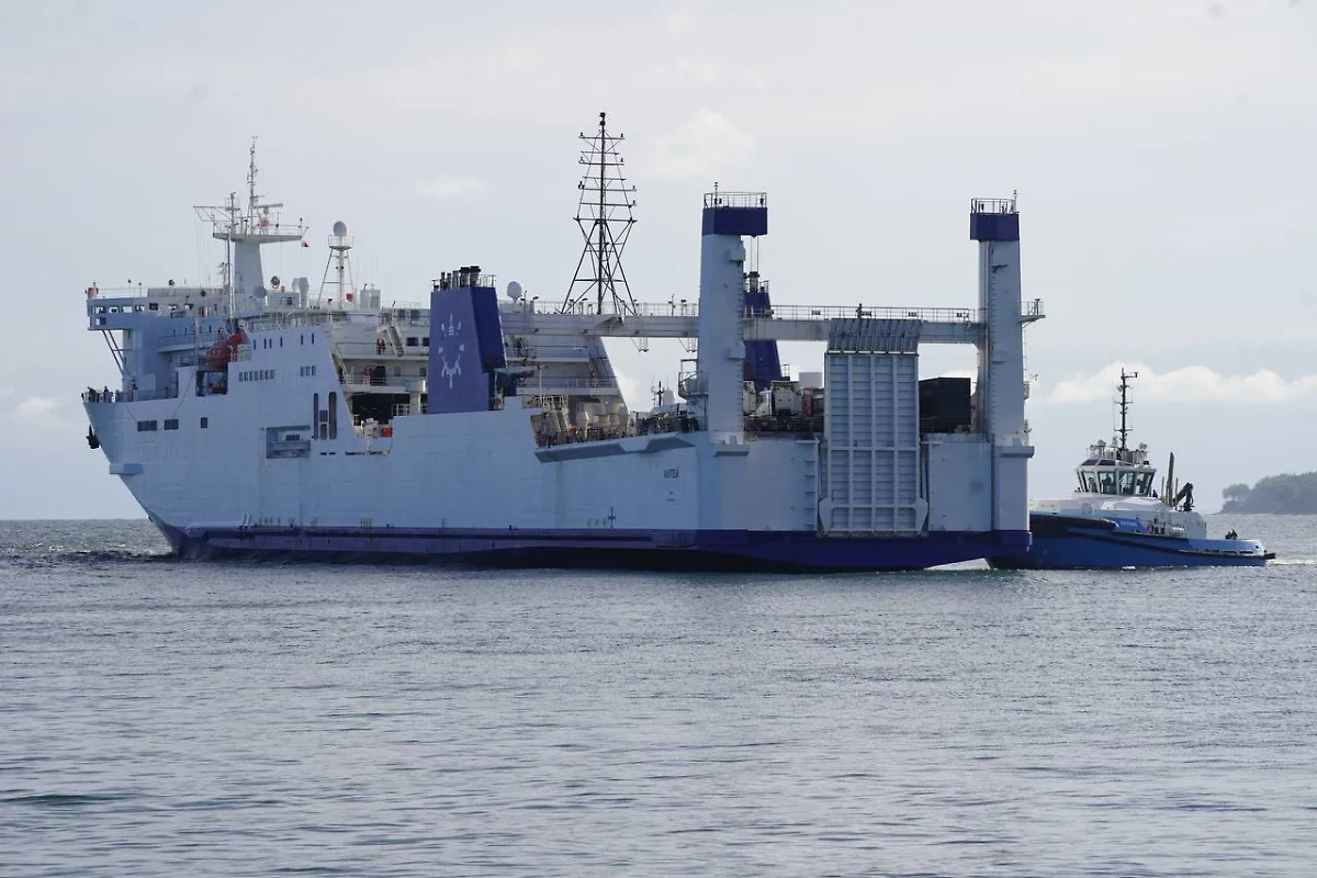 Паром «Антей», пришвартовавшийся к причалу в Калининградской области. Фото © Telegram / Алексей Беспрозванных. Калининград