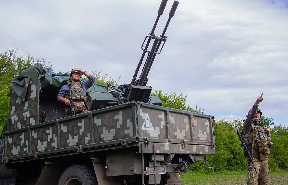 Солдаты ВСУ. Обложка © Telegram / Zelenskiy / Official