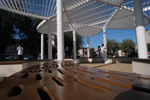 В Волгограде открыли сквер, посвящённый новым регионам. Фото © Пресс-служба администрации Волгограда