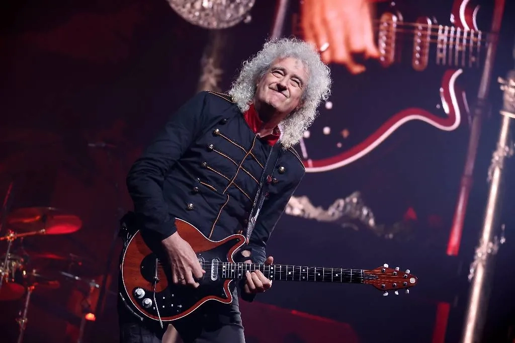 Гитарист группы Queen Брайан Мэй. Обложка © AP/TASS