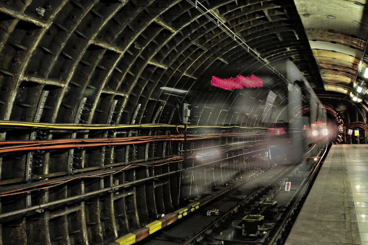 Разговоры о поездах-призраках не утихают и в наше цифровое время. Фото © Wikipedia / Ральф Ролечек