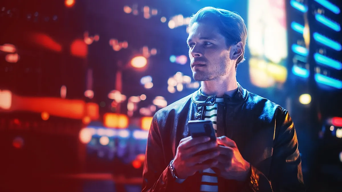 Радиоизлучение от смартфона может вызывать локальный нагрев тканей. Фото © Shutterstock / FOTODOM / Gorodenkoff 