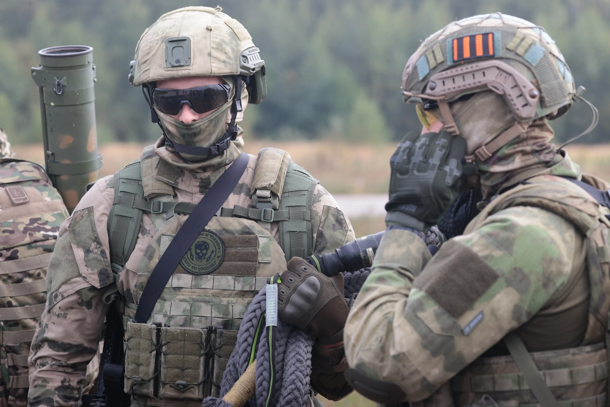 Солдаты ВС РФ. Обложка © ТАСС / Алексей Белкин/NEWS.ru/