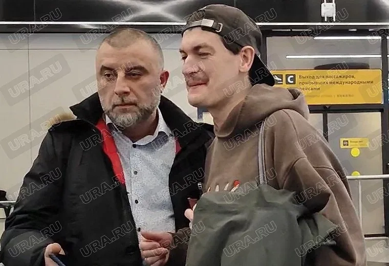 Александр Гудков вернулся в Россию. Обложка © URA.ru