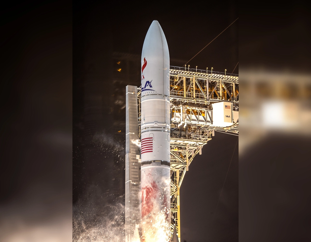 Запуск ракеты-носителя Vulcan компании United Launch Alliance (ULA) с мыса Канаверал. Обложка © ТАСС / EPA / CRISTOBAL HERRERA-ULASHKEVICH