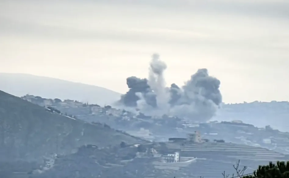 Израиль нанёс удары по объектам "Хезболлы" на юге Ливана. Обложка © X (бывший Twitter) / Sprinter99800